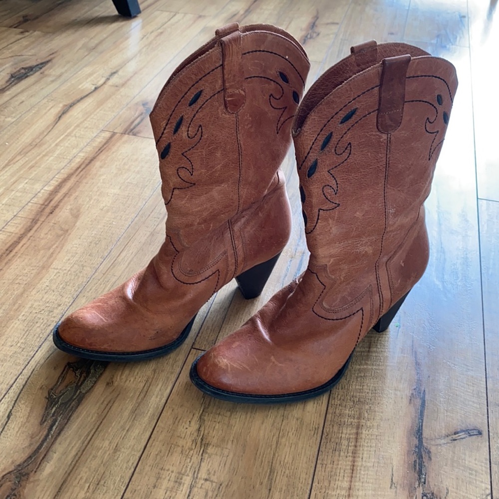 “Lucky penny” anthropology leather boots size 7.5